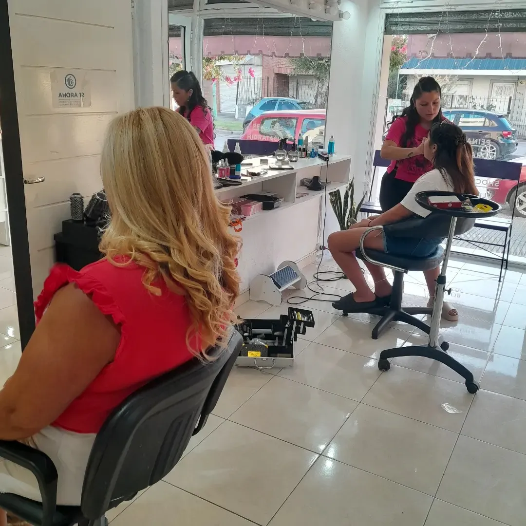 Las Chicas - servicio