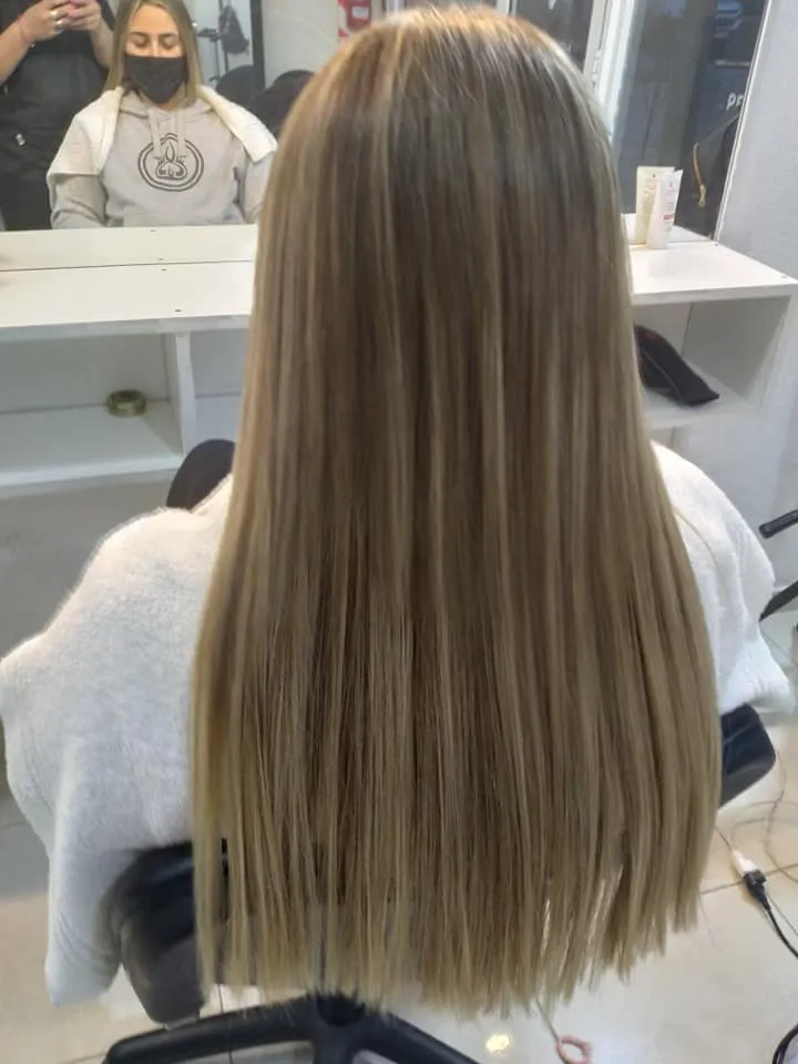 Las Chicas - Trabajo de peinado 9